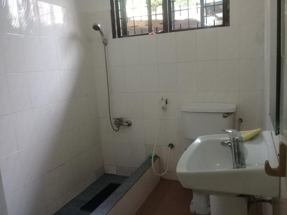 El Hope Lodge Dar es Salaam Bagian luar foto