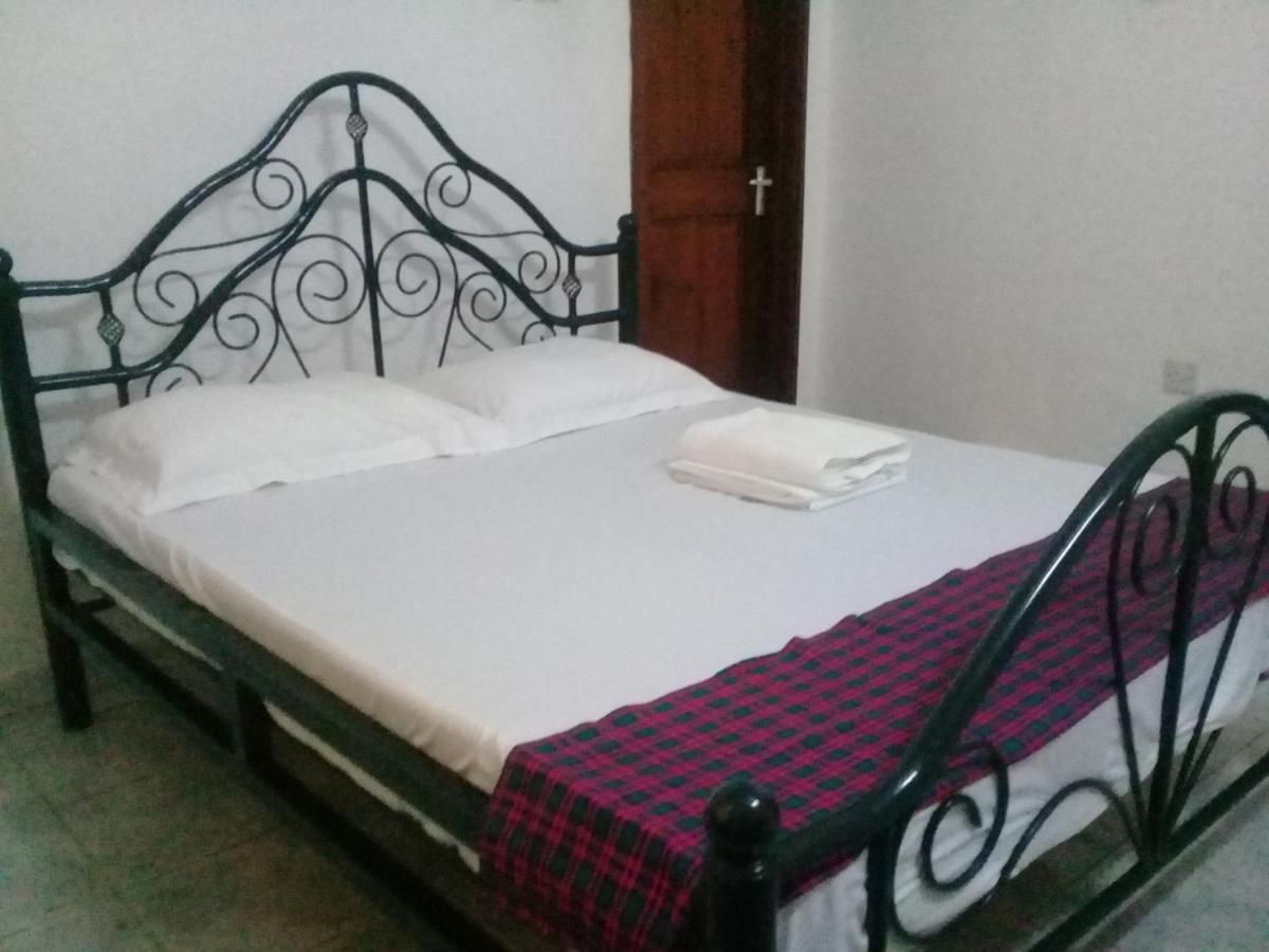 El Hope Lodge Dar es Salaam Bagian luar foto